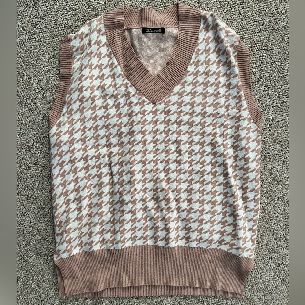 Sweater vest